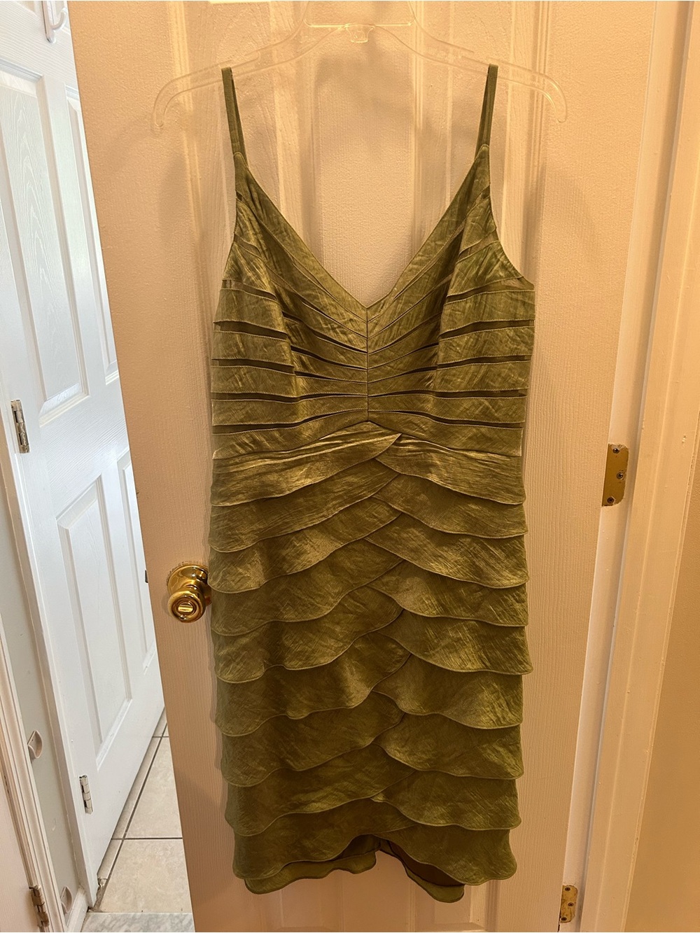 Adrianna Papell Olive Green Tiered Ruffle V-Neck Dress